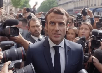 Emmanuel Macron va pousser pour que Mbappé reste à Paris